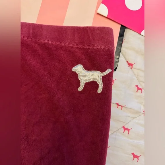 VS PINK VINTAGE Y2K VELOUR TRACKSUIT FLARE PANTS RED DOG PUP 86 PATCH LOGO HTF M - Picture 8 of 9